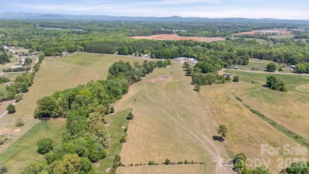 1214 Mount Wesley Church Road Hiddenite, NC 28636