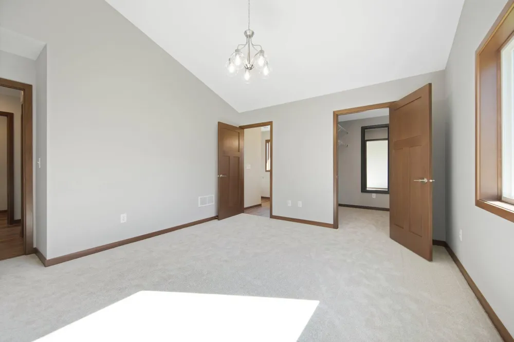 1334 E Aspen Drive Saint Croix Falls, WI 54024