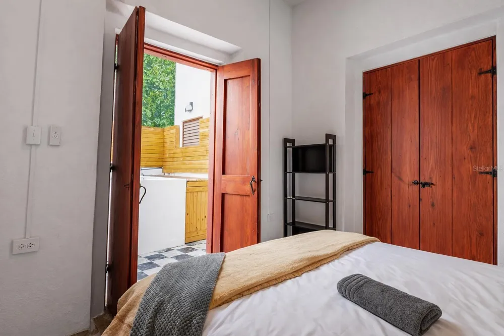 54 CALLE CRUZ #54 San Juan, PR 00901