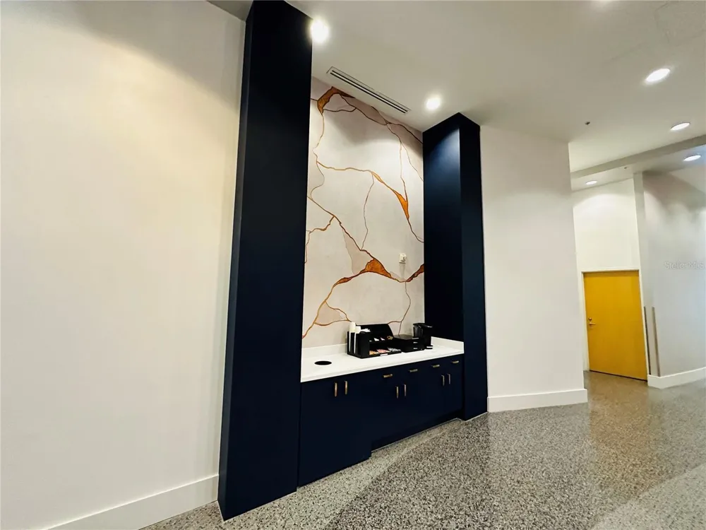 155 S COURT AVENUE #1415 Orlando, FL 32801