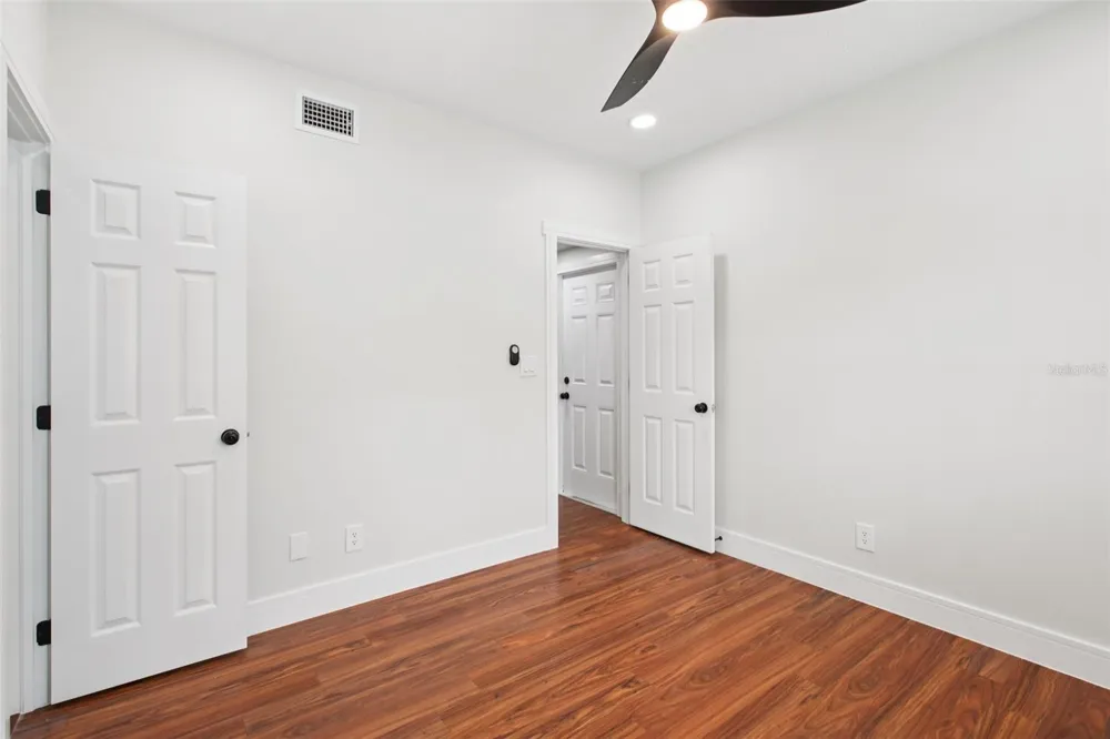 226 WILLOWICK AVENUE Temple Terrace, FL 33617
