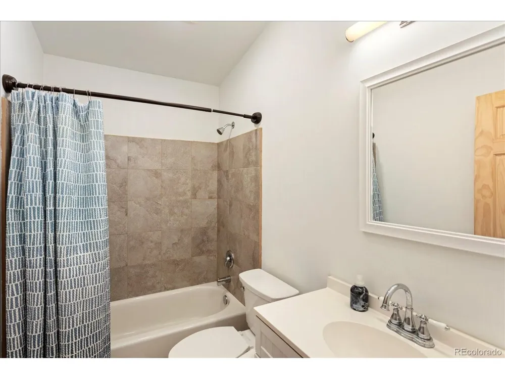 3538 Camino Del Rey Crestone, CO 81131