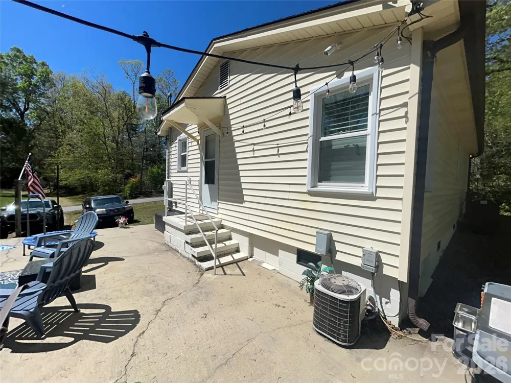 110 9th Street Black Mountain, NC 28711