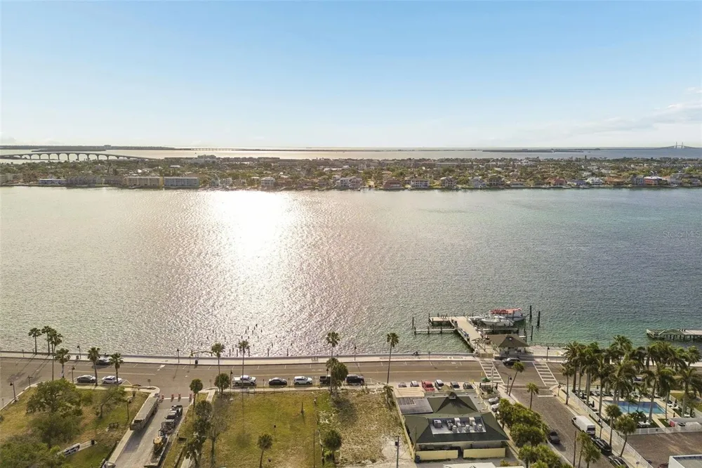 808 PASS A GRILLE WAY St Pete Beach, FL 33706