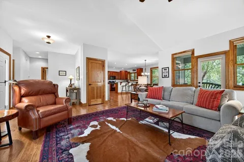 24 Triple Fairways Drive