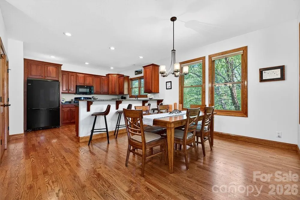 24 Triple Fairways Drive Hendersonville, NC 28739