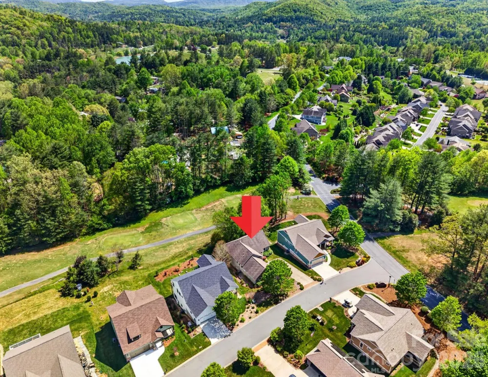 24 Triple Fairways Drive Hendersonville, NC 28739