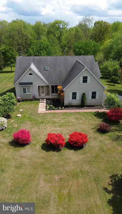 143 CLEMENCIA ROAD