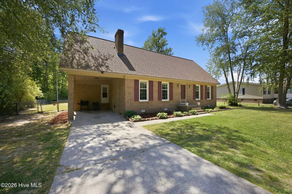 3830 Norris Store Road Ayden, NC 28513