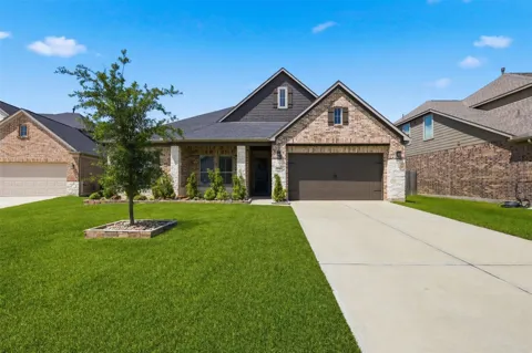 209 Bright Bluff Circle
