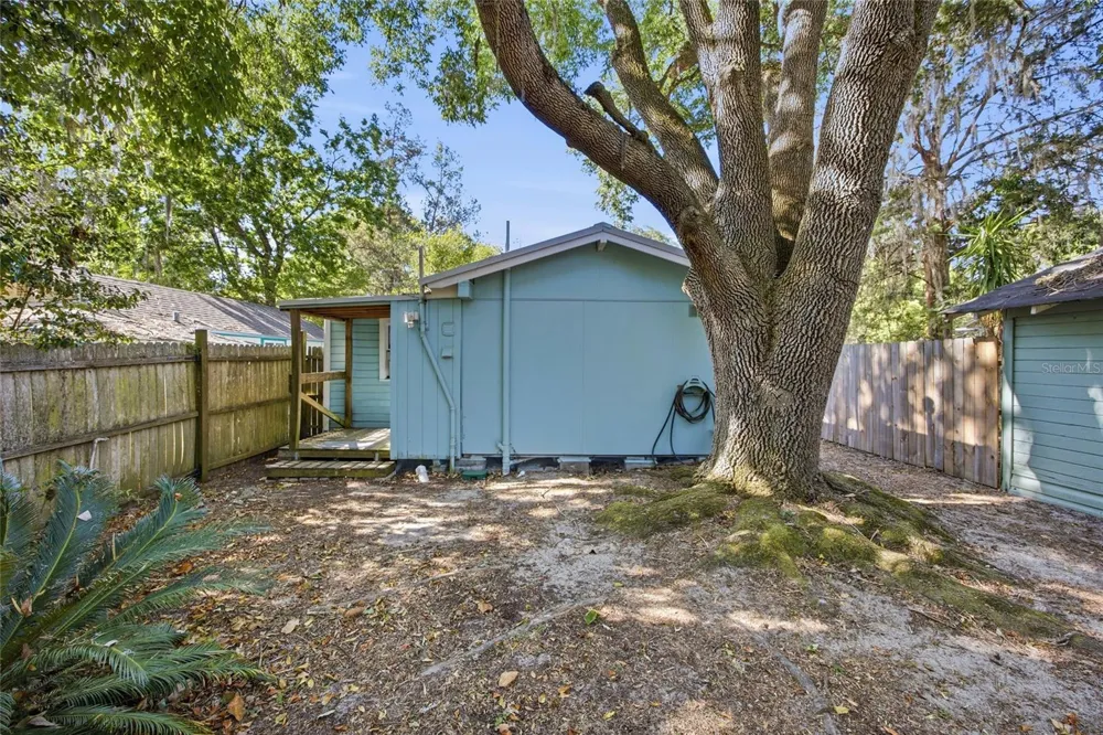 1032 NW 40TH AVENUE Gainesville, FL 32609