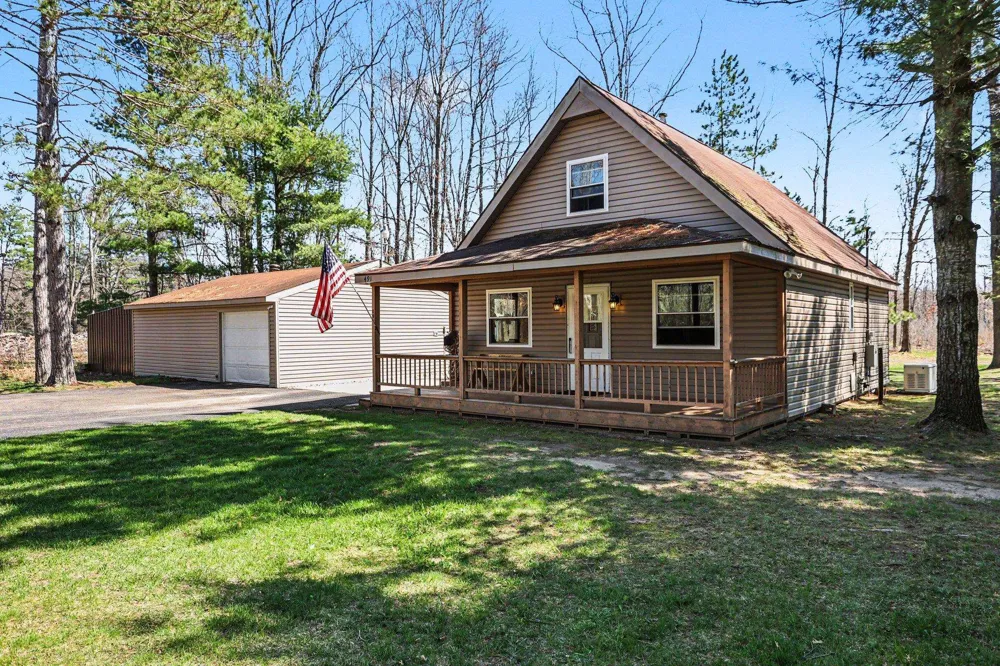 491 Big Stone Lake Orient Township, MI 48632