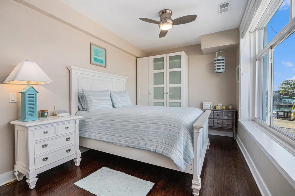 259 Kalamazoo Street #4 South Haven City, MI 49090