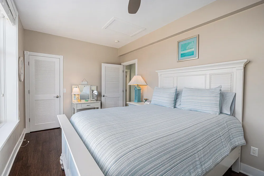259 Kalamazoo Street #4 South Haven City, MI 49090