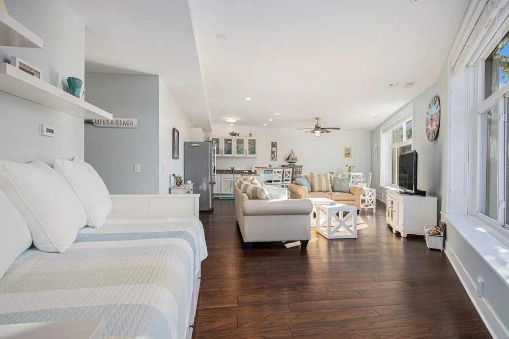 259 Kalamazoo Street #4 South Haven City, MI 49090