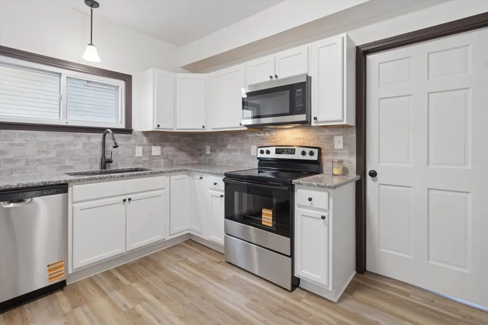 117 E Wright Avenue Shepherd Village, MI 48883
