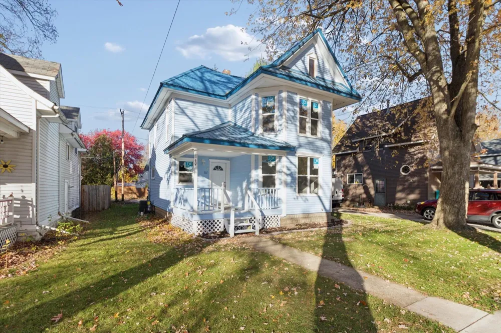 117 E Wright Avenue Shepherd Village, MI 48883
