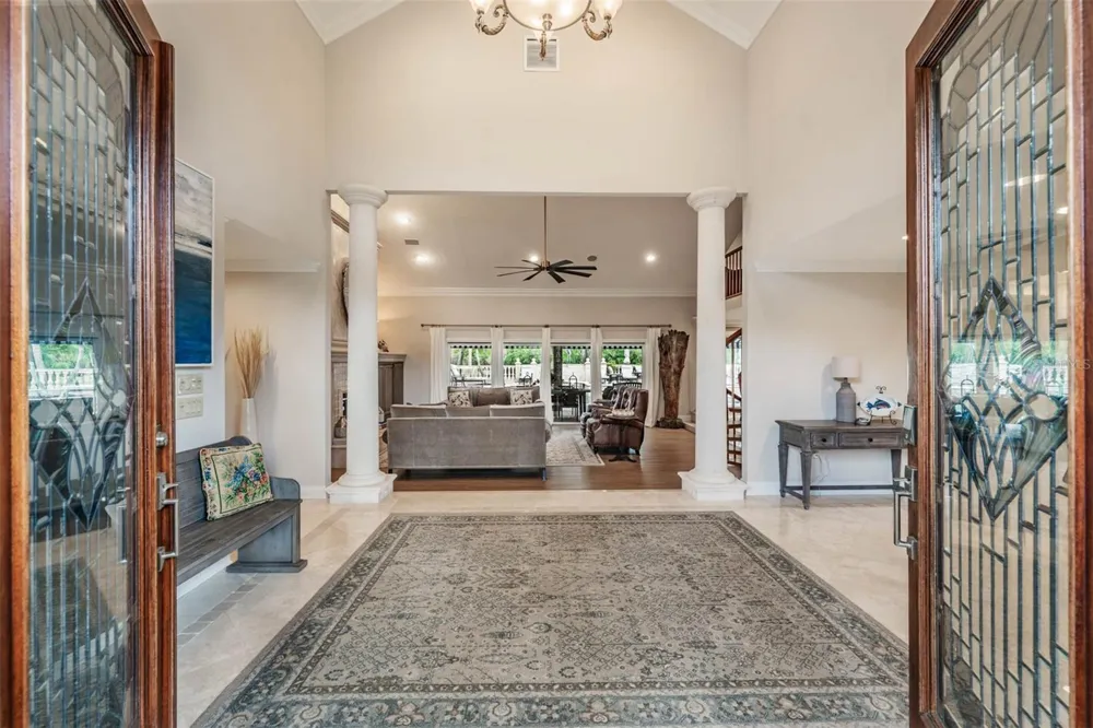 18707 PEPPER PIKE Lutz, FL 33558