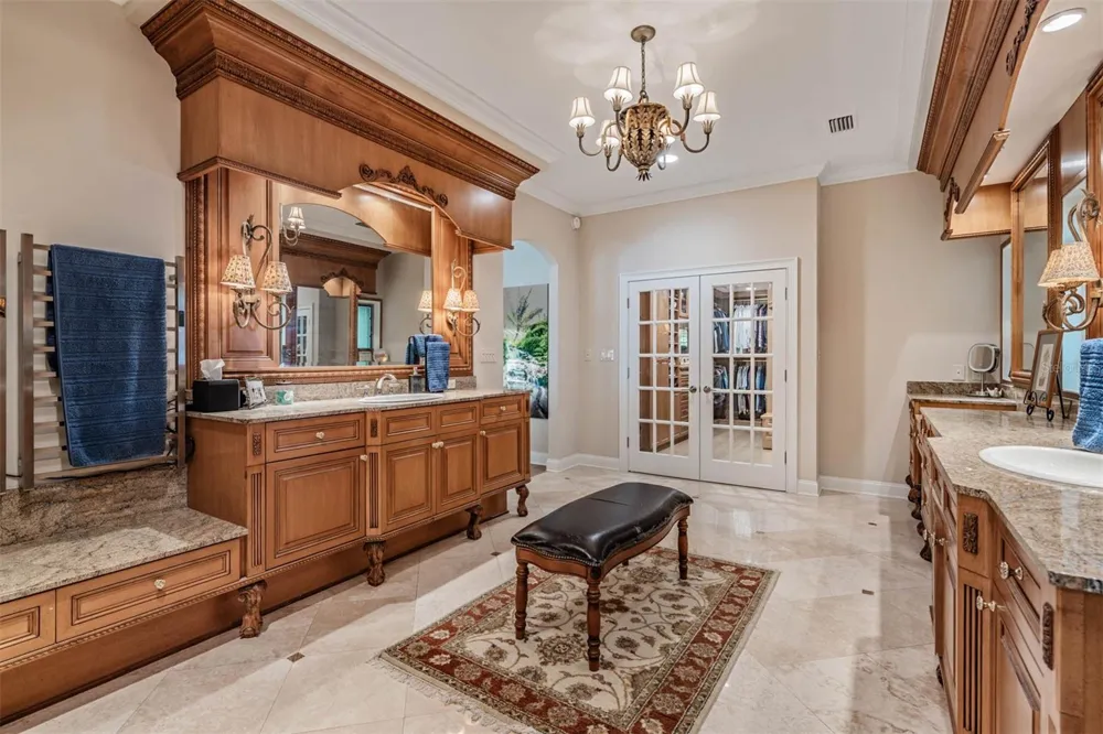 18707 PEPPER PIKE Lutz, FL 33558