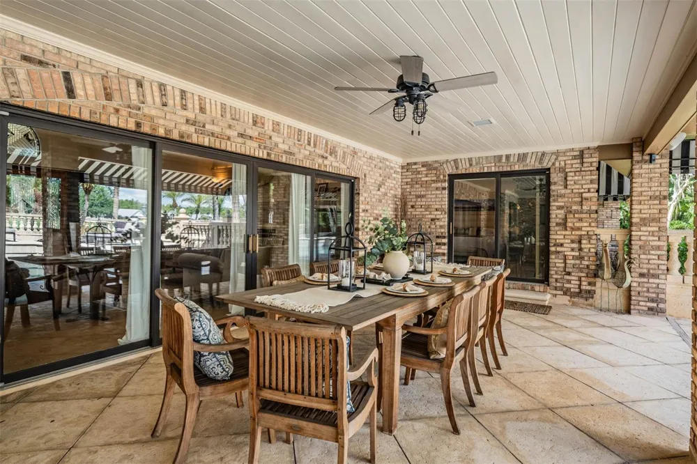 18707 PEPPER PIKE Lutz, FL 33558