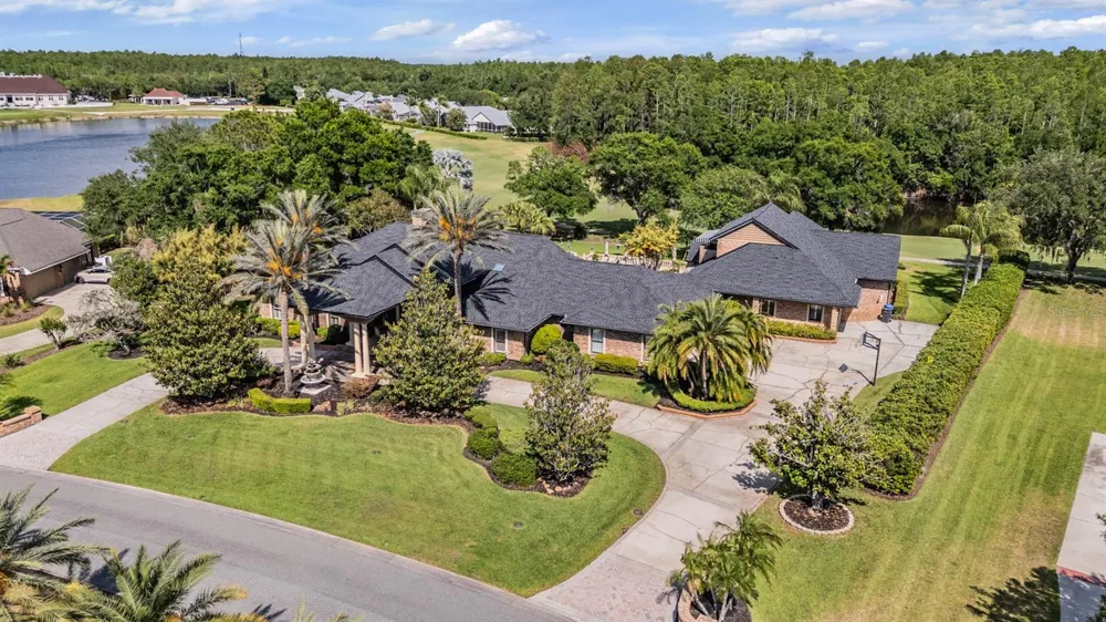 18707 PEPPER PIKE Lutz, FL 33558
