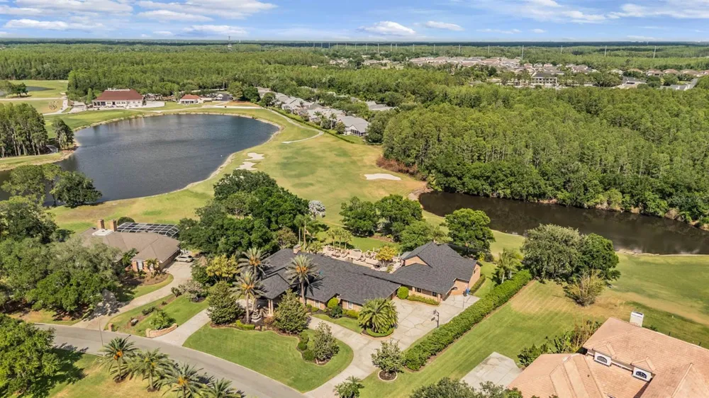 18707 PEPPER PIKE Lutz, FL 33558