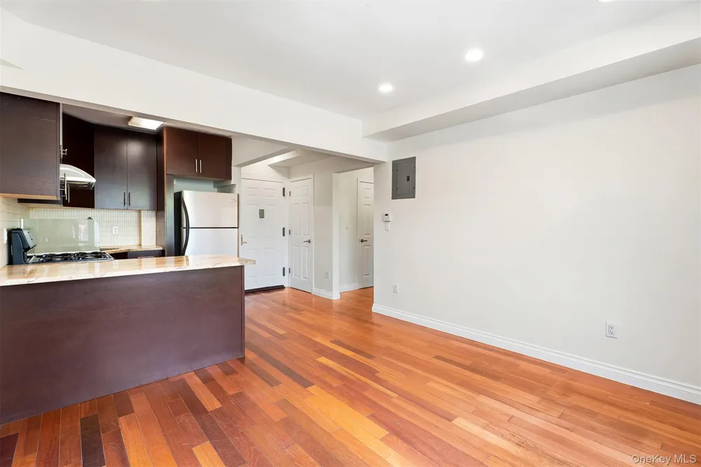 7119 162nd Street #2I Fresh Meadows, NY 11365