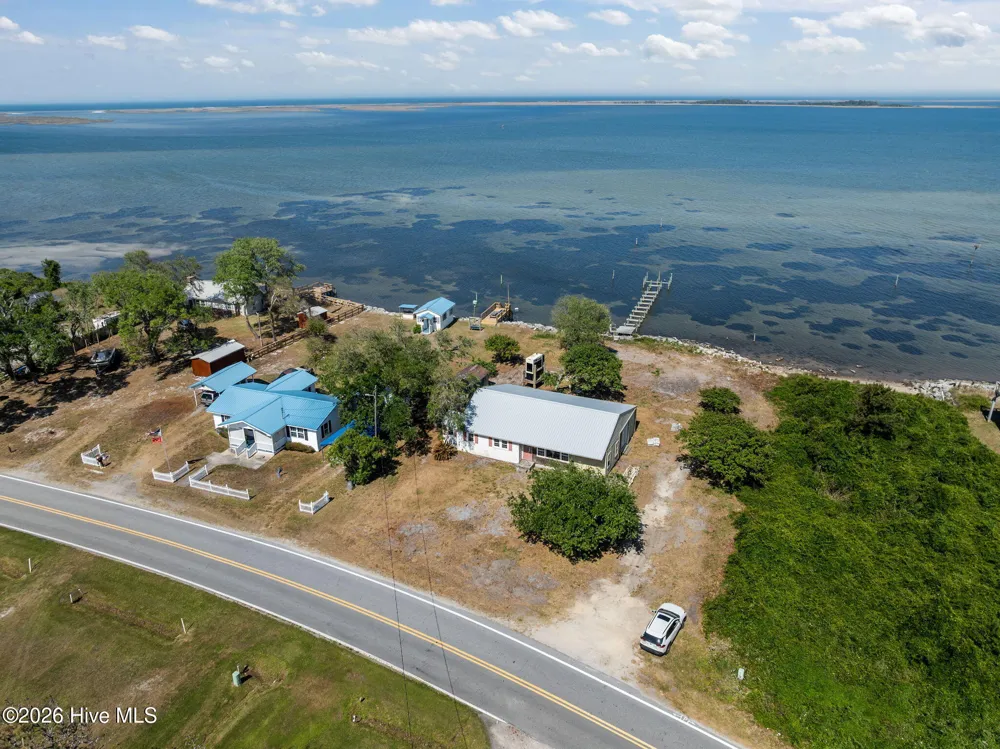 2472 Cedar Island Road Cedar Island, NC 28520