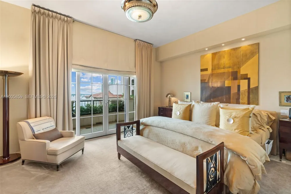 7282 Fisher Island Dr #7282 Fisher Island, FL 33109