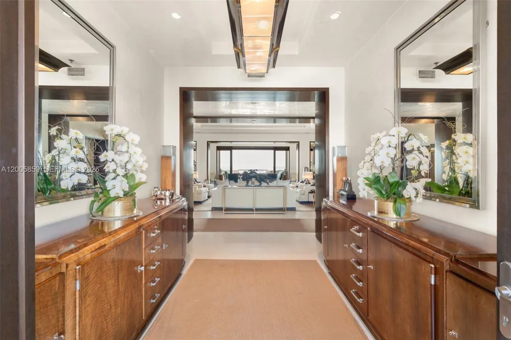7282 Fisher Island Dr #7282 Fisher Island, FL 33109