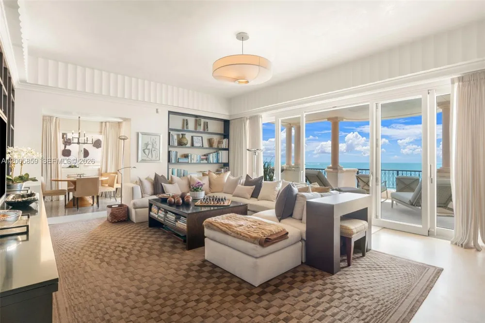 7282 Fisher Island Dr #7282 Fisher Island, FL 33109