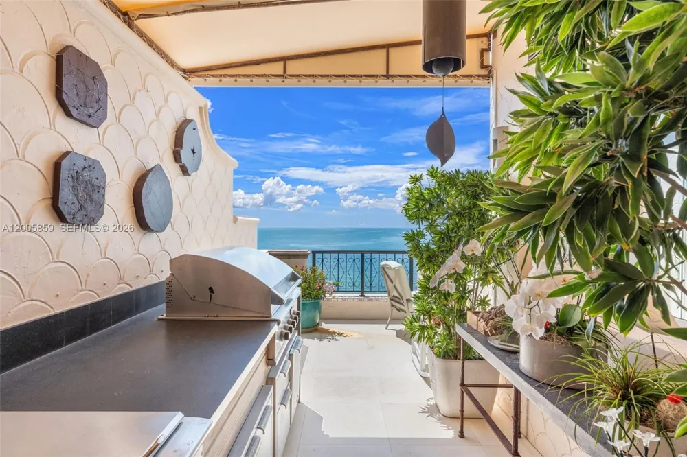 7282 Fisher Island Dr #7282 Fisher Island, FL 33109