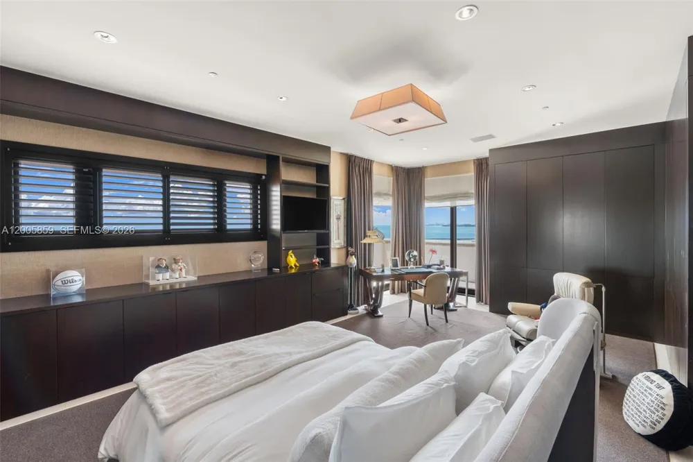 7282 Fisher Island Dr #7282 Fisher Island, FL 33109