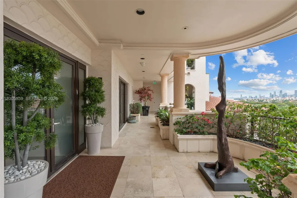 7282 Fisher Island Dr #7282 Fisher Island, FL 33109