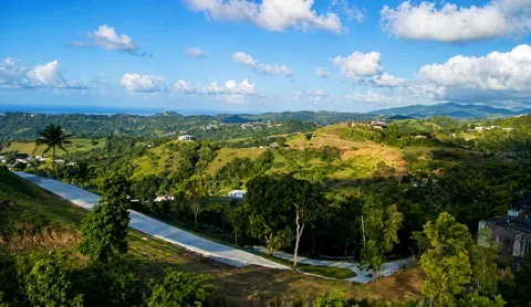 LOMA DEL VIENTO BO. MASAS