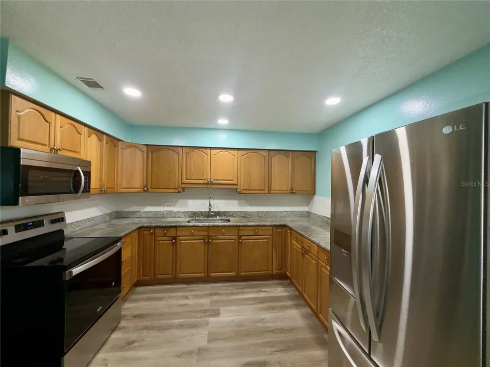 9805 LILY STREET #9805 Pinellas Park, FL 33782