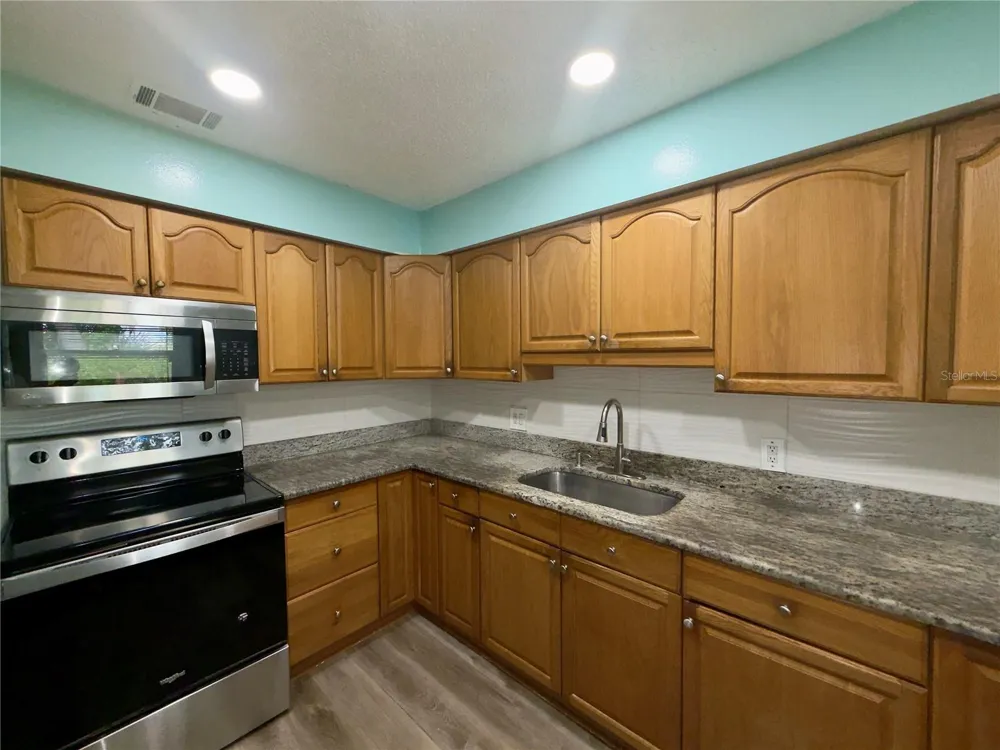 9805 LILY STREET #9805 Pinellas Park, FL 33782