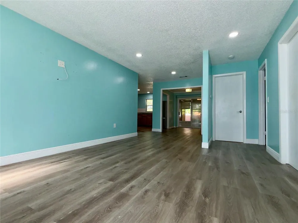 9805 LILY STREET #9805 Pinellas Park, FL 33782