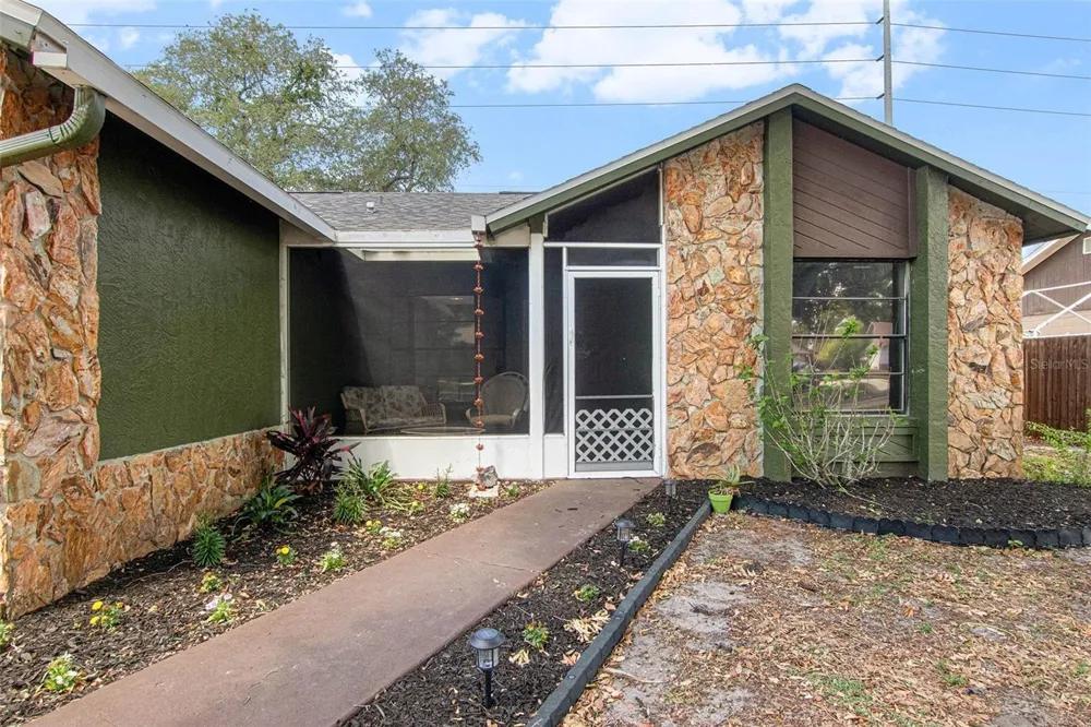 4105 SPRING WAY CIRCLE Valrico, FL 33596