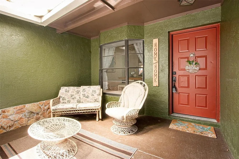 4105 SPRING WAY CIRCLE Valrico, FL 33596