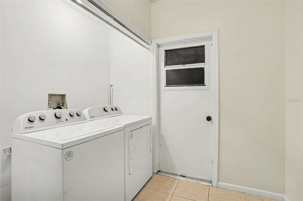 4105 SPRING WAY CIRCLE Valrico, FL 33596