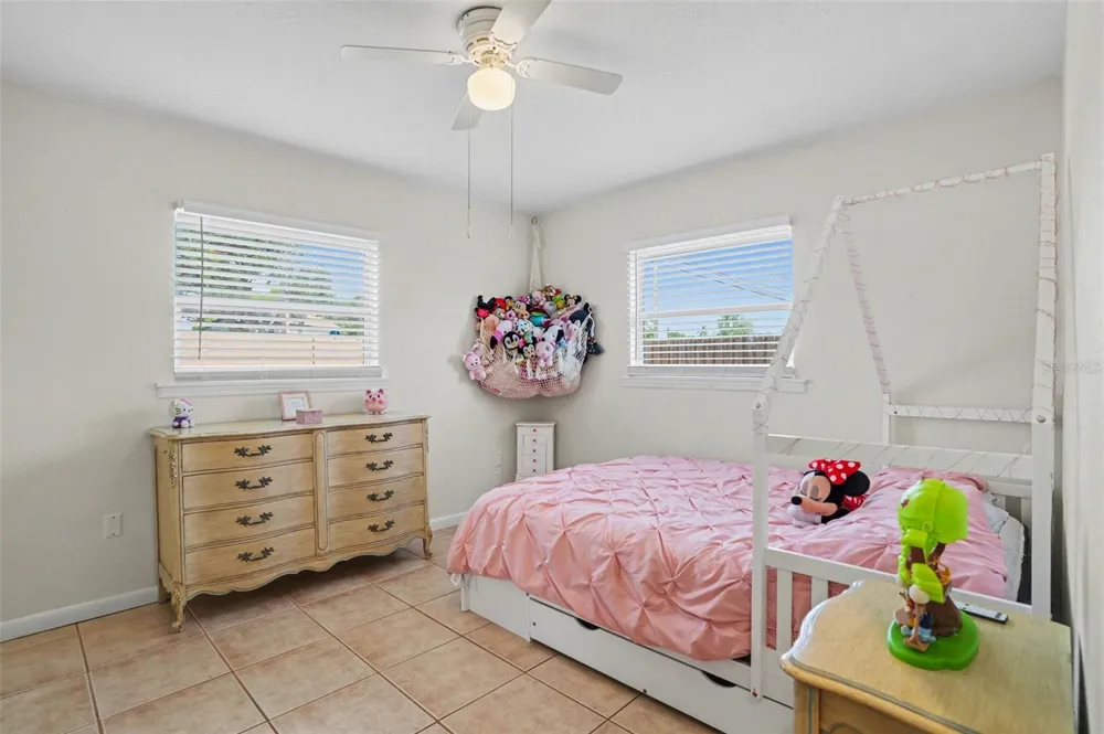 4105 SPRING WAY CIRCLE Valrico, FL 33596