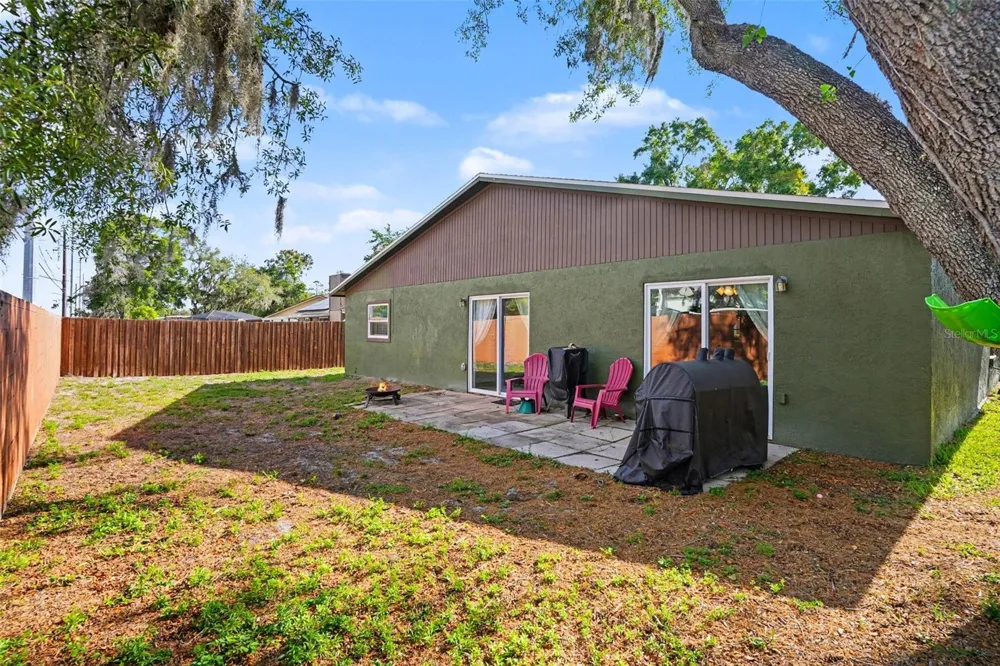 4105 SPRING WAY CIRCLE Valrico, FL 33596