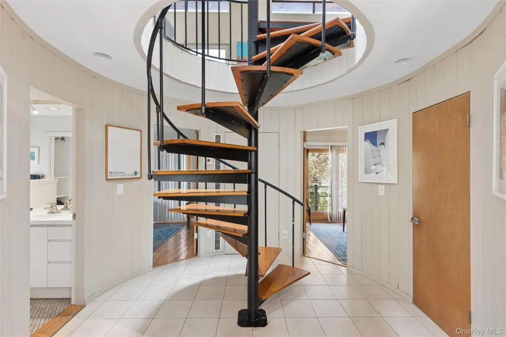 287 Bay Walk Fire Island Pines, NY 11782