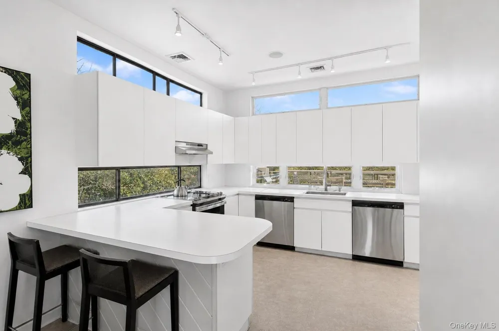 287 Bay Walk Fire Island Pines, NY 11782