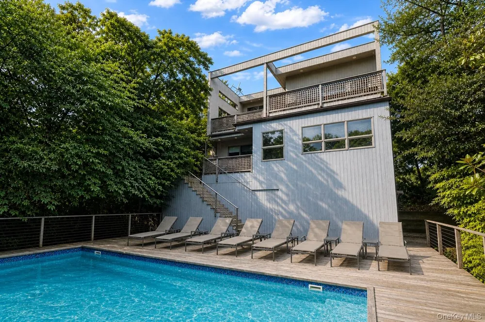 287 Bay Walk Fire Island Pines, NY 11782