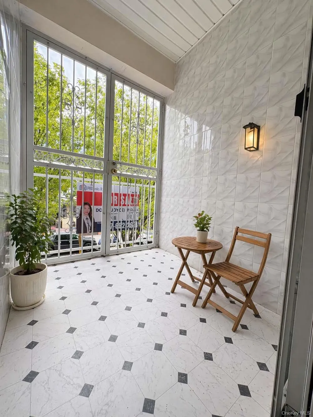 104-33 39th Avenue #2B Corona, NY 11368