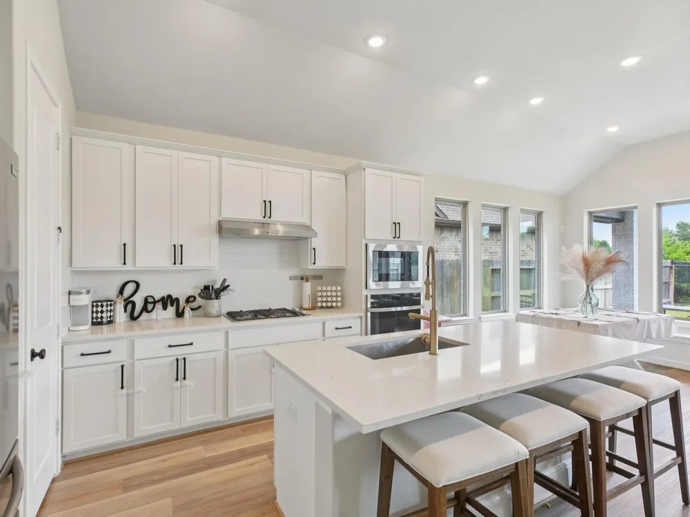 615 Livermore Street Webster, TX 77598