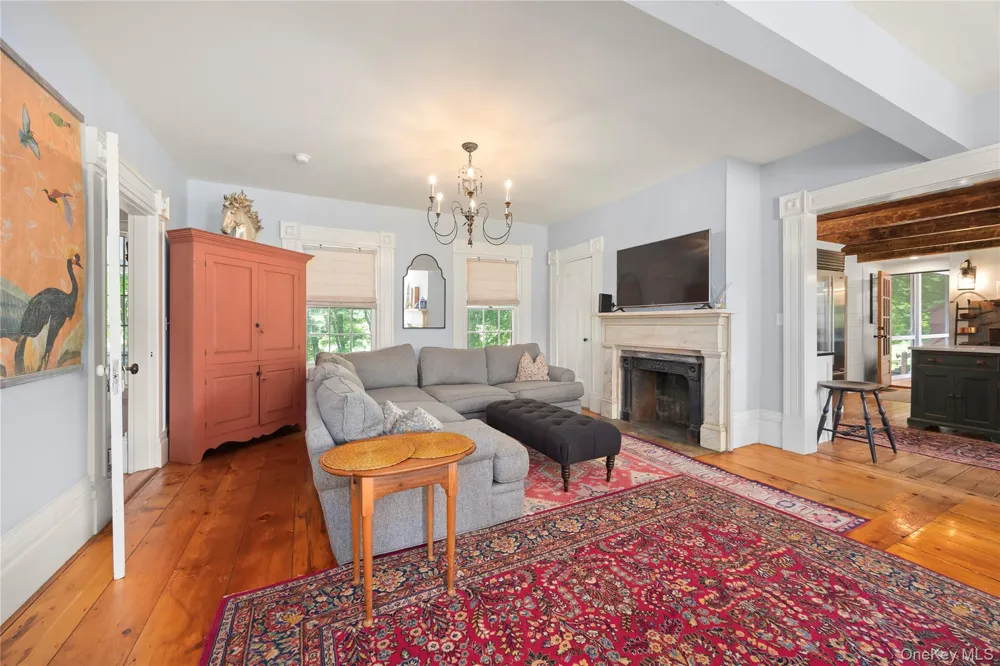 36 Market Lane Clinton Corners, NY 12514