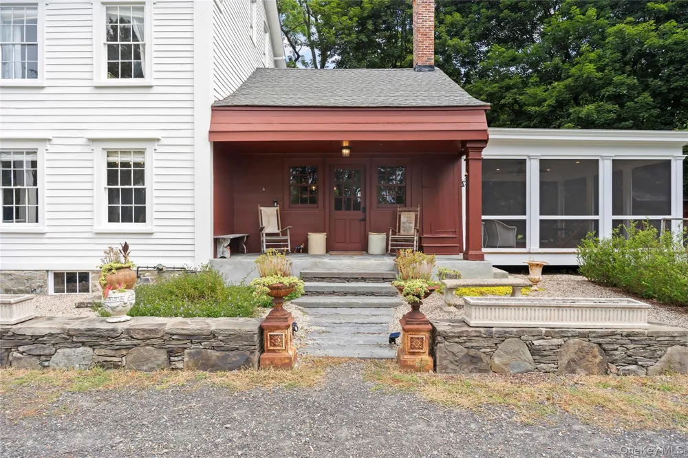 36 Market Lane Clinton Corners, NY 12514
